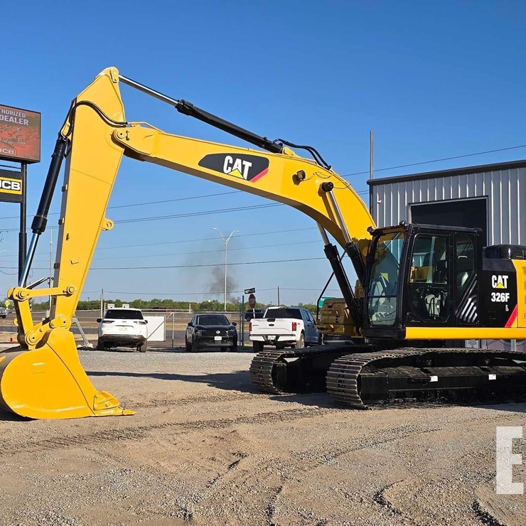 2017 CATERPILLAR 326FL