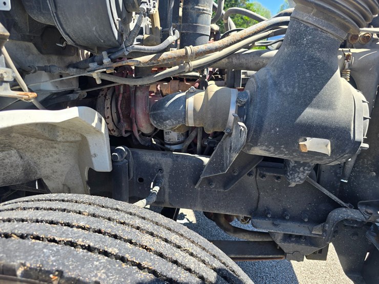 2009-sterling-acterra-image-40