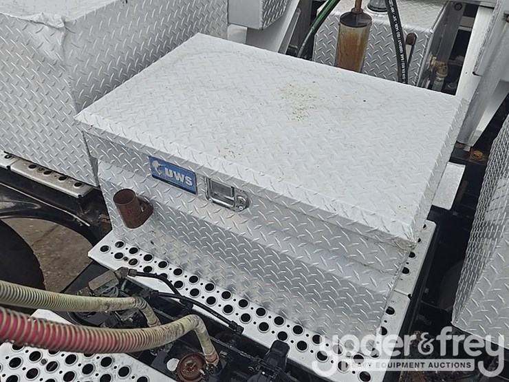 2014-kenworth-t800-image-79