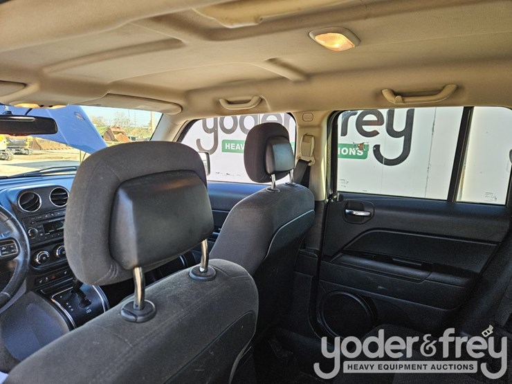 2014-jeep-patriot-image-17