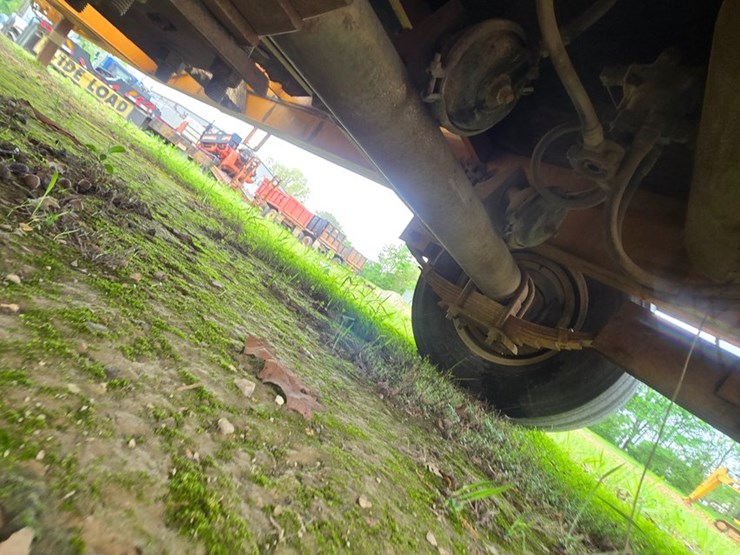 1996-custom-flatbed-image-36