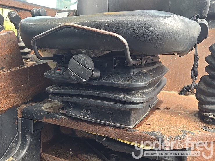 2017-jcb-510-56-image-88