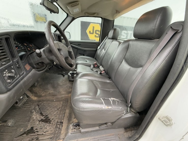 2006-chevrolet-silverado-1500-image-21