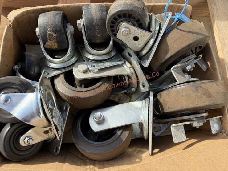 box-of-various-sized-casters-image-4