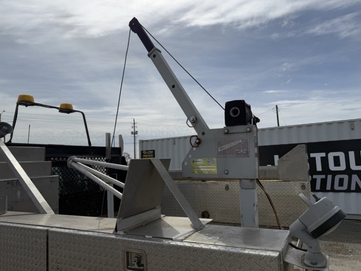 2012-ford-f350-sd-image-19