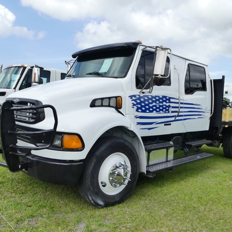 2006 STERLING ACTERRA