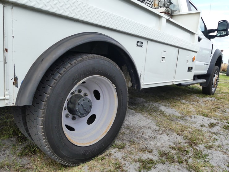 2017-ford-f550-xl-image-7