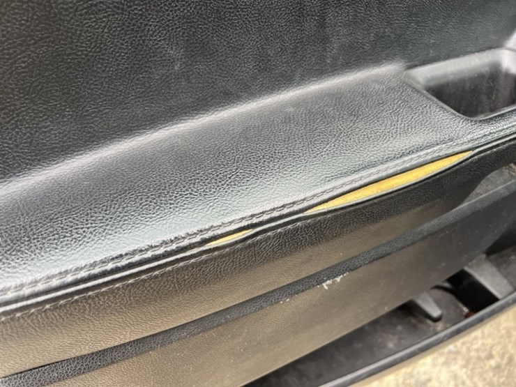 2017-ford-explorer-image-26