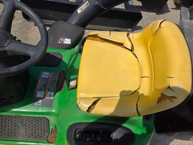 john-deere-l111-image-17