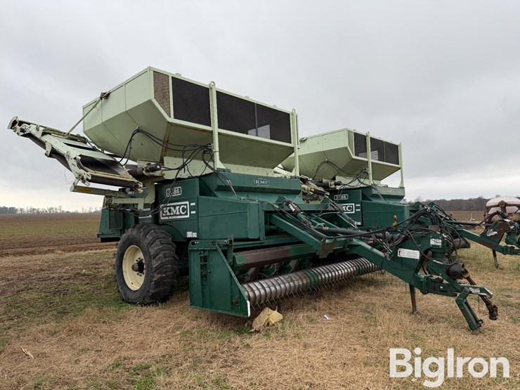 2012-kmc-3386-peanut-combine-image-3