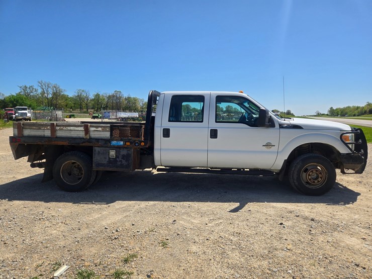2011-ford-f350-image-18