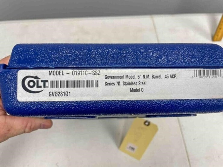 colt-pistol-image-17