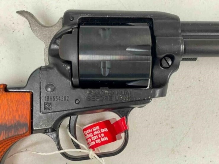 heritage-mfg.-revolver-image-2