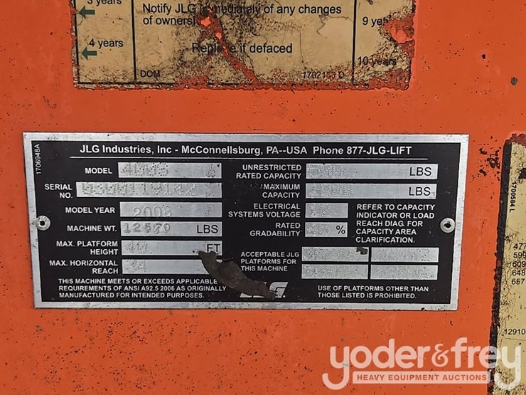 2008-jlg-400s-image-43