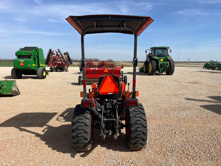 2015-kubota-b2320-image-8