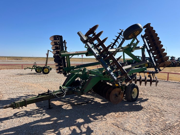 1996-john-deere-630-image-1