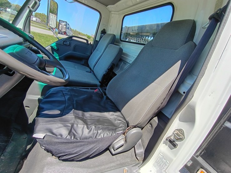 2000-gmc-w3500-image-31