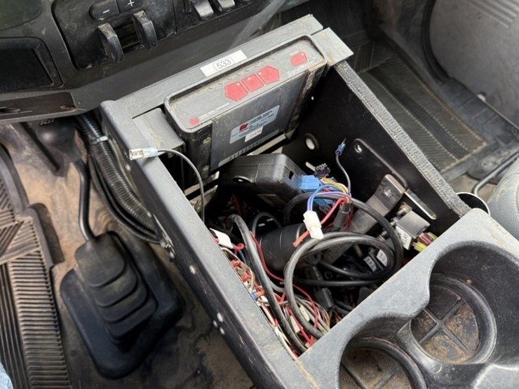 2016-ford-f550-sd-image-28