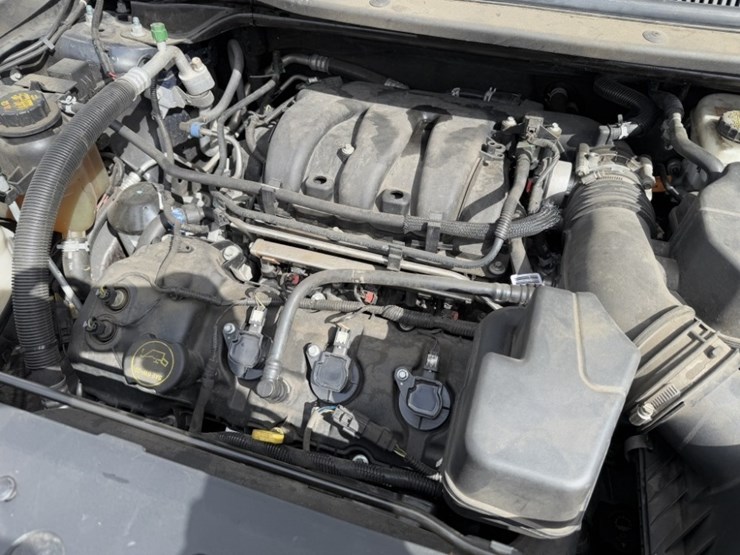 2018-ford-explorer-image-11