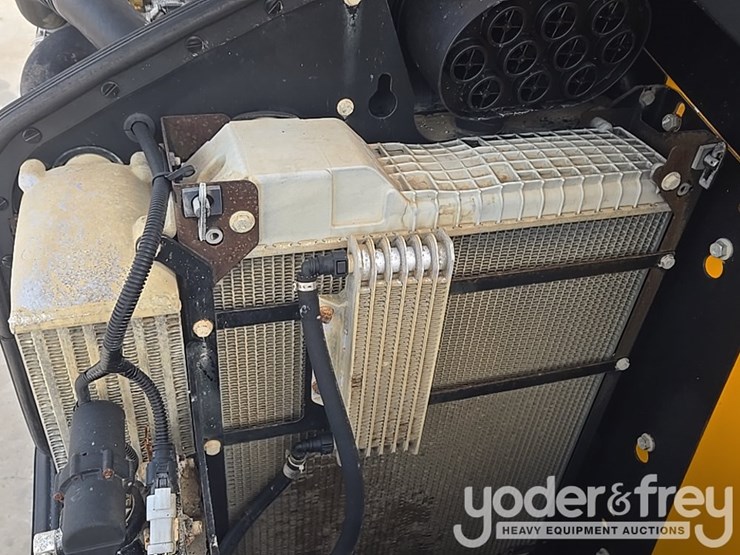 2017-jcb-510-56-image-52