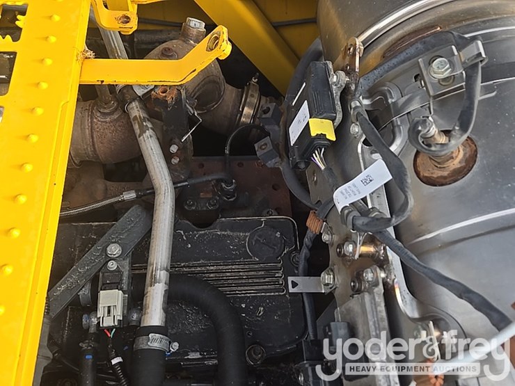 2020-komatsu-pc360-lc-11-image-68