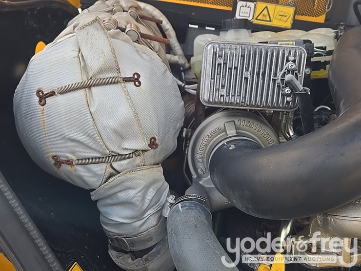 2017-jcb-510-56-image-58