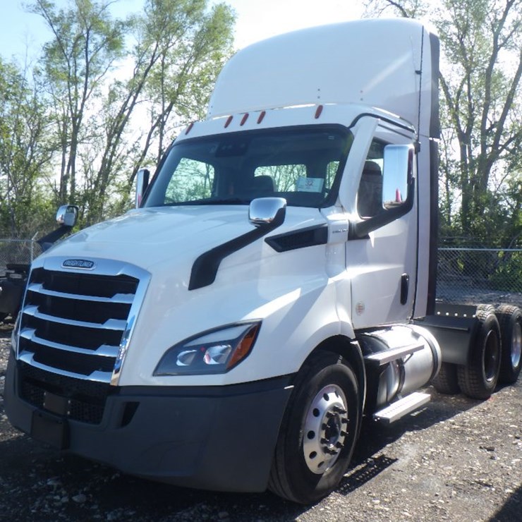 2023 FREIGHTLINER CASCADIA 116