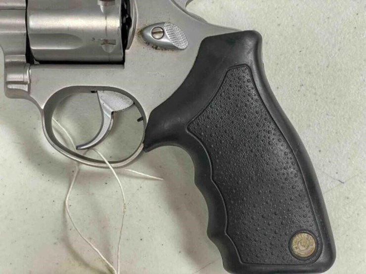 taurus-revolver-image-2