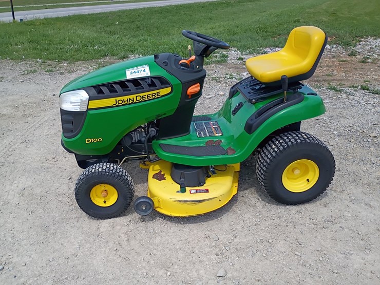 john-deere-d100-image-2