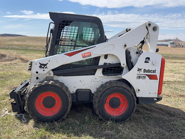 2021-bobcat-s740-image-2