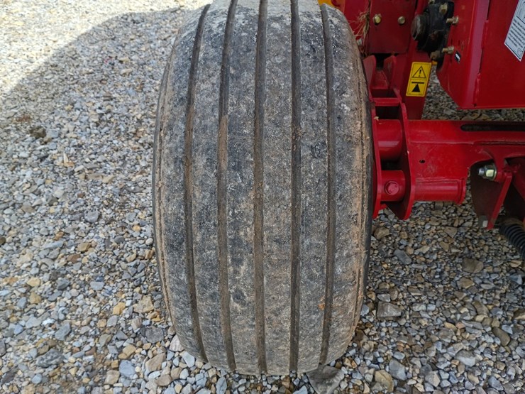 2020-new-holland-450-image-34