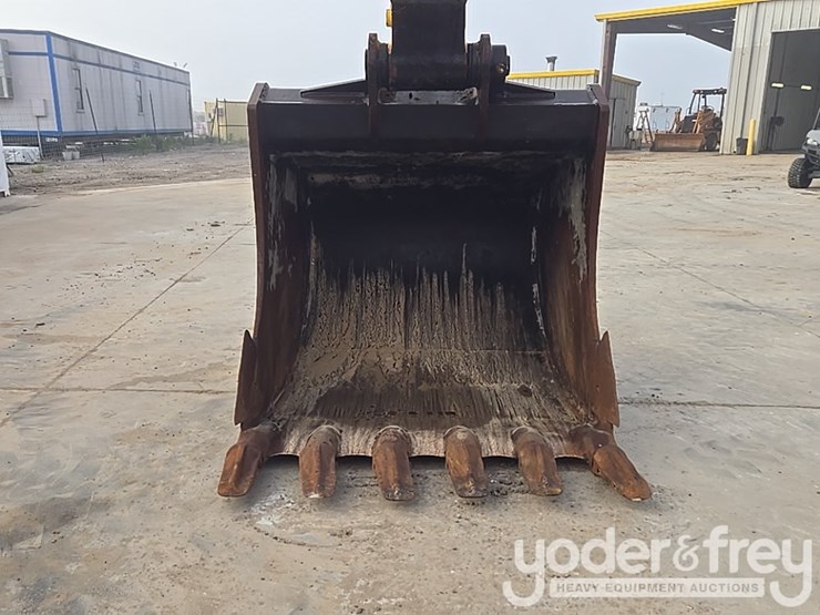 2020-komatsu-pc360-lc-11-image-28