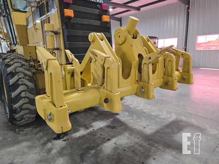 1997-caterpillar-143h-image-12