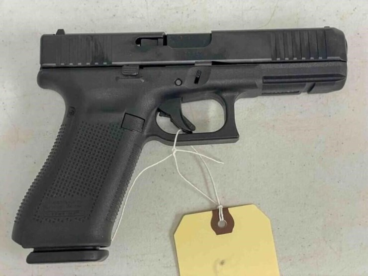 glock-pistol-image-1