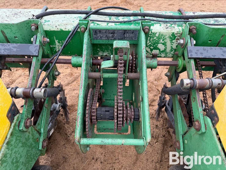 john-deere-7300-image-16