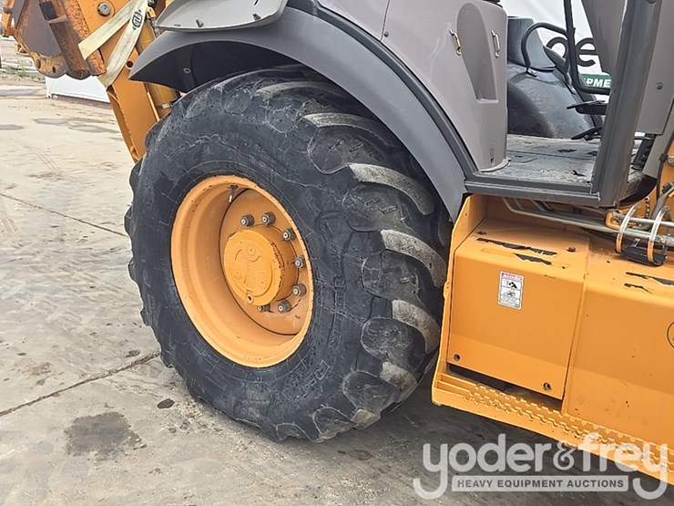 2004-case-580m-image-18