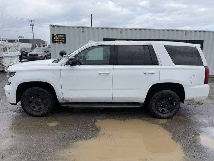 2019-chevrolet-tahoe-image-7
