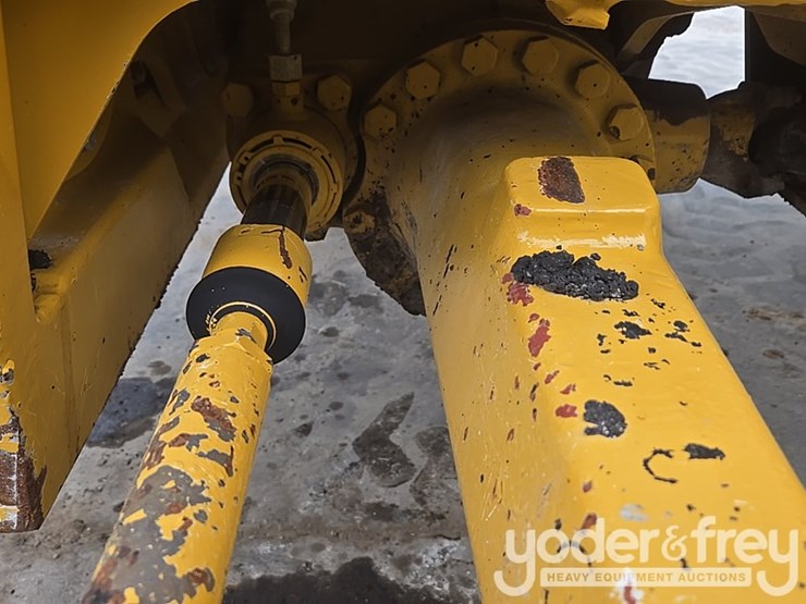 2021-deere-310sl-image-30