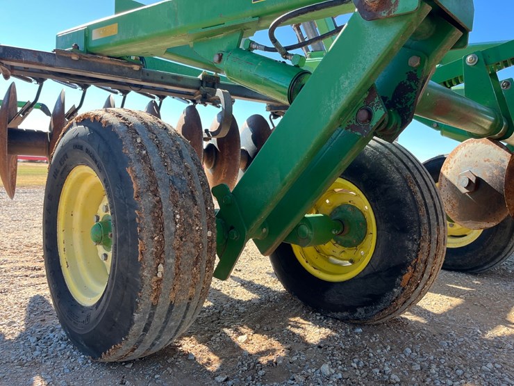 2004-john-deere-637-image-8