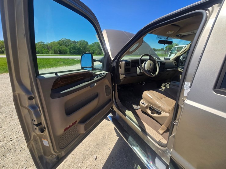 2003-ford-f350-image-28