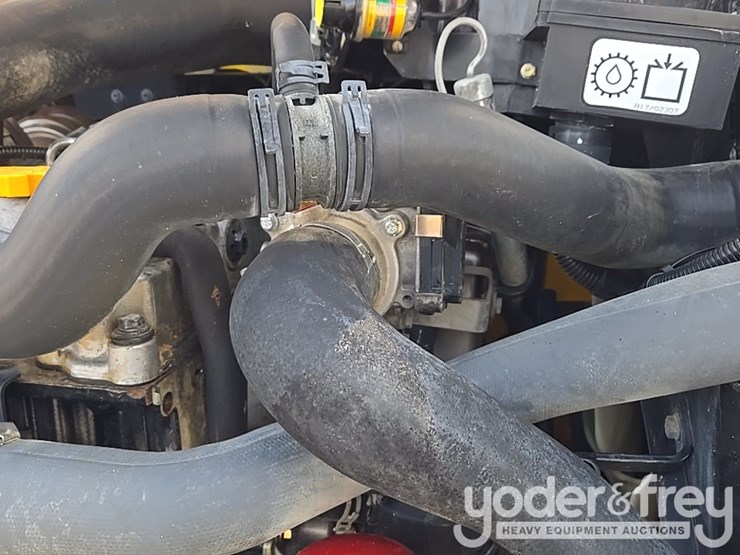 2017-jcb-510-56-image-68