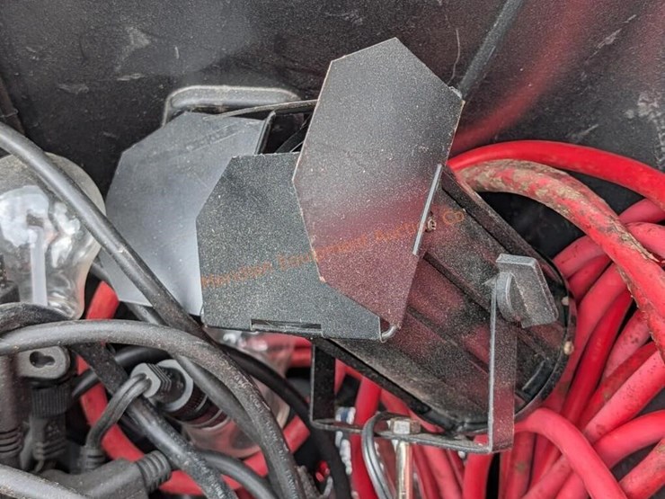 outdoor-string-lighting-&-accessories-image-6