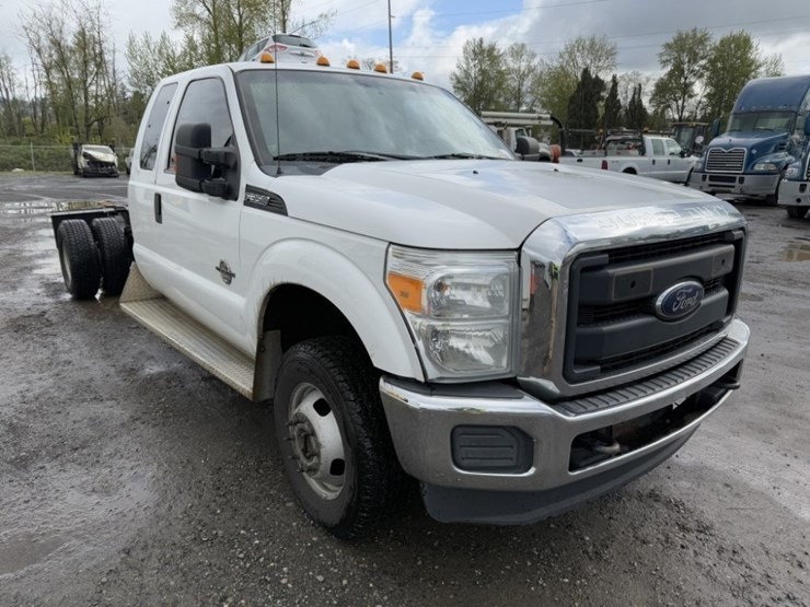 2016-ford-f350-image-2