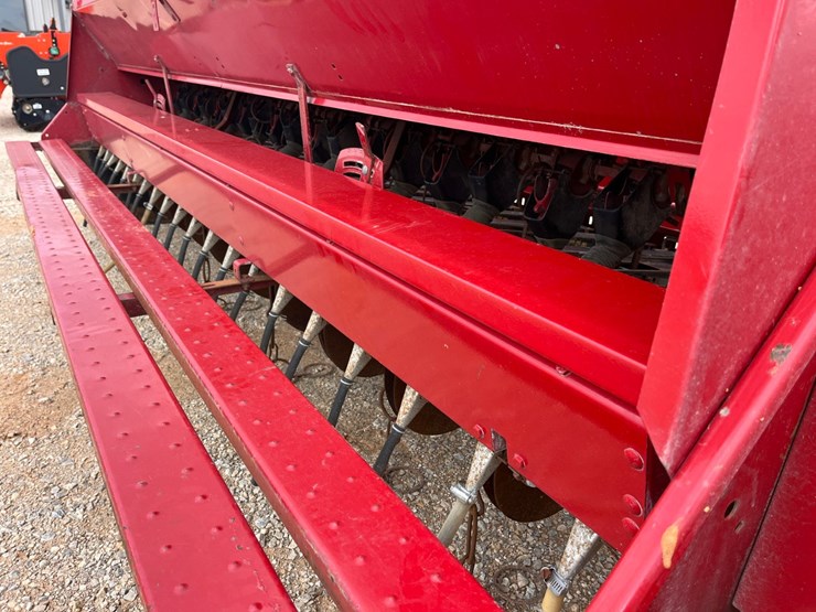 international-5100-image-8