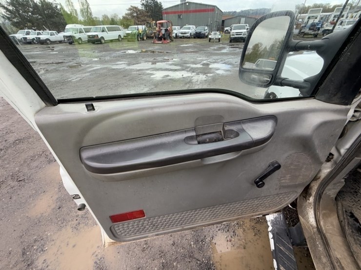 2006-ford-f250-xl-image-24