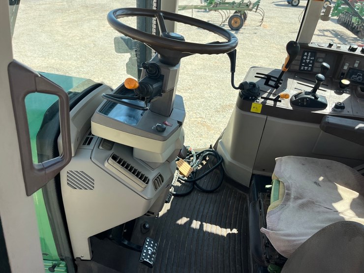 2004-john-deere-7420-image-18