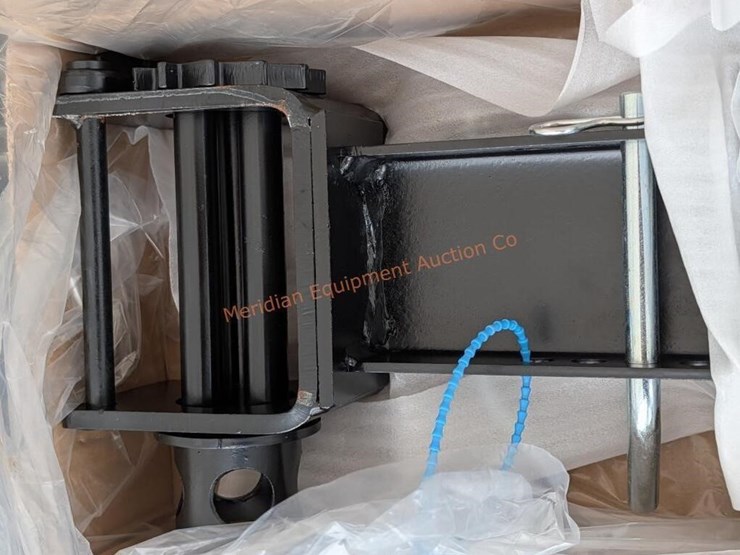 4--stake-pocket-winches-image-3