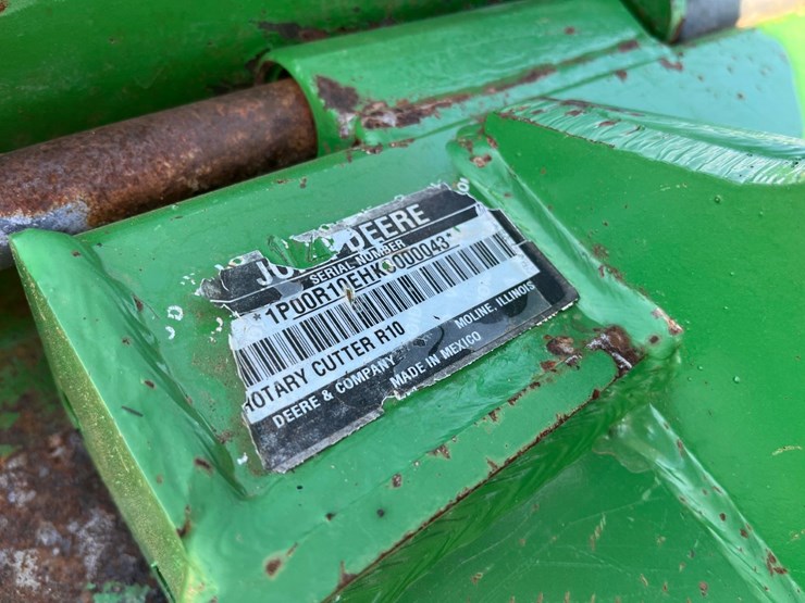 2019-john-deere-10-image-12