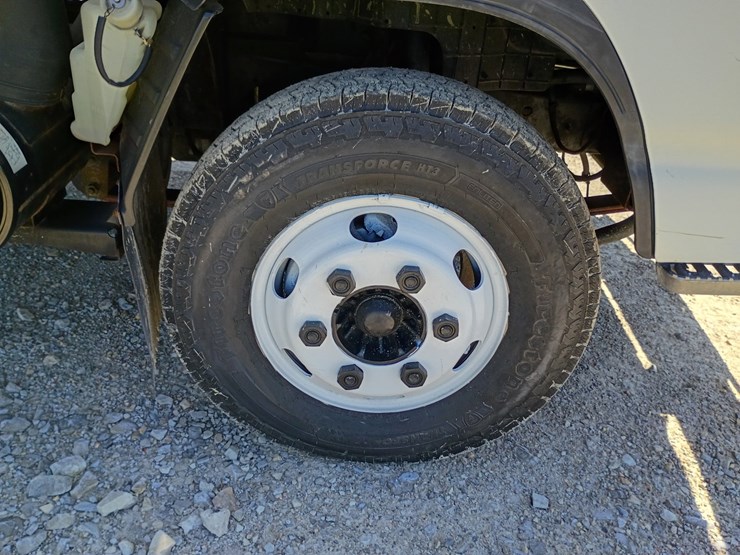 2000-gmc-w3500-image-71