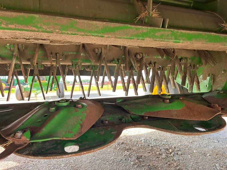 2023-john-deere-c400-image-8